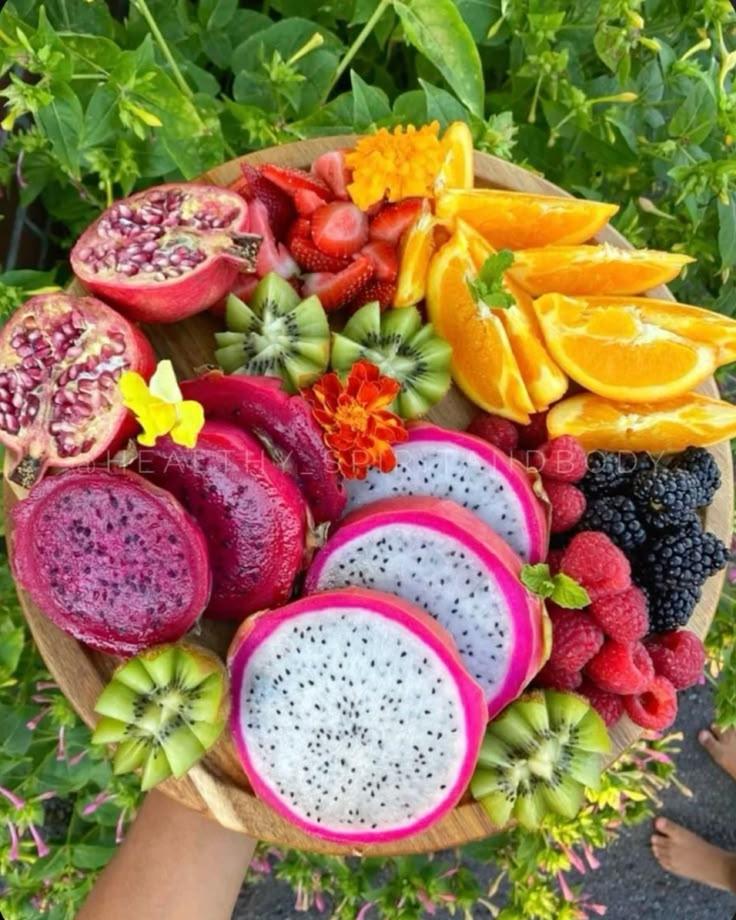 Garden's Glory Assortment: Vibrant Veggie Mix